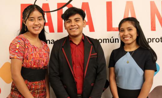 Three mayan youth leading an interview with vicepresidencial candidates for Guatemala
