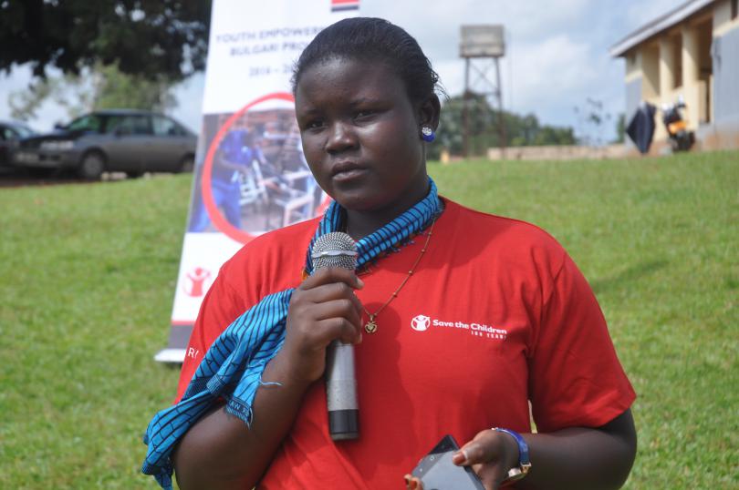 Daina speaks out against child marriage. Immaculate Nalubyayi / Save the Children