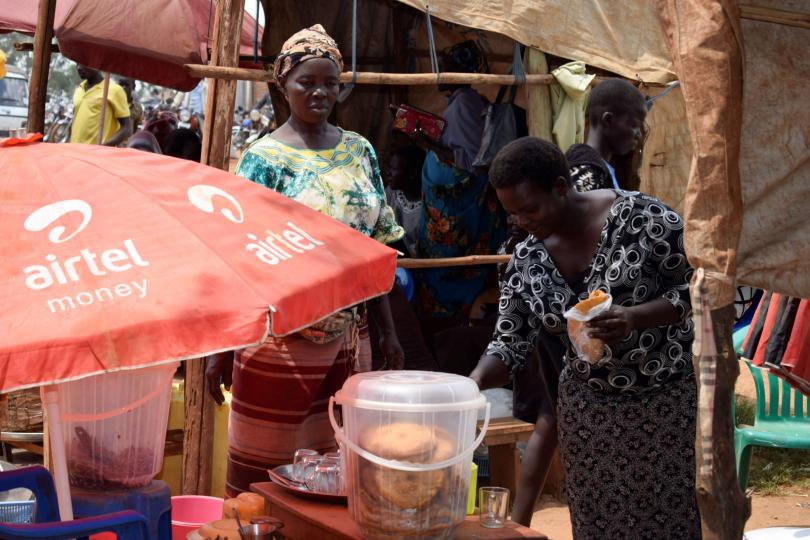 Leila at her shop. Kilama Alam Raymond / Save the Children