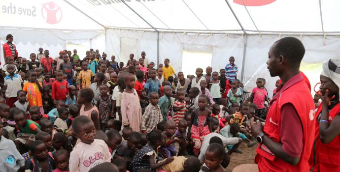 Crowded facilities at a refugee settlement in western Uganda. Alun McDonald / Save the Children
